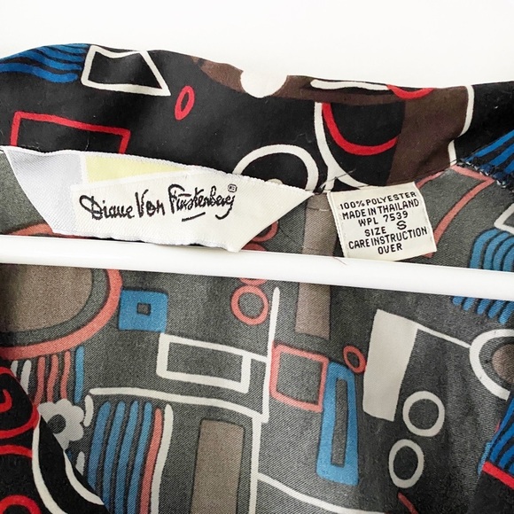 Vintage Diane Von Furstenberg Geometric Shapes Blouse Button-Up Blouse Small - Picture 3 of 9